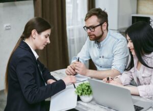 آیا وام را دریافت میکنید.
